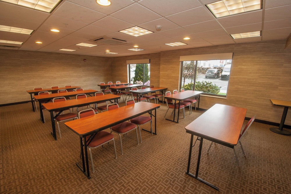 TownePlace Suites by Marriott Scranton Wilkes Barre - photo 26