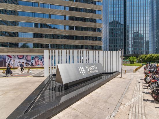 Simple Hotel in Hangzhou, People's Republic of China