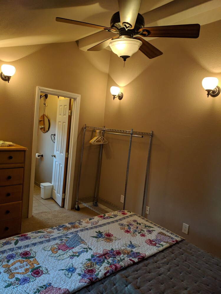 Bird Watcher Inn - photo 13