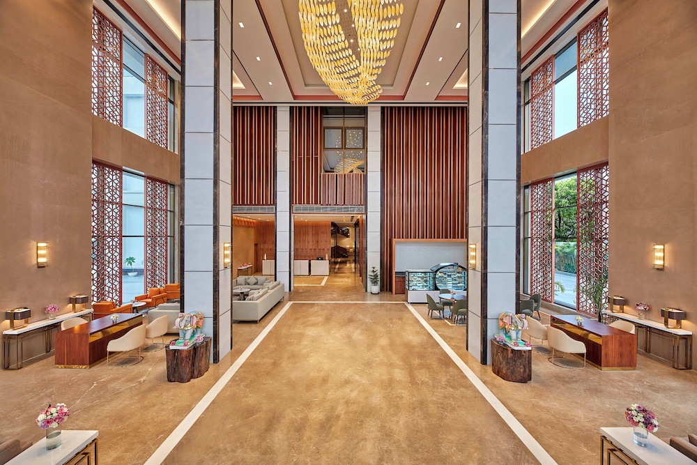 DoubleTree by Hilton Varanasi — Varanasi — photo 2
