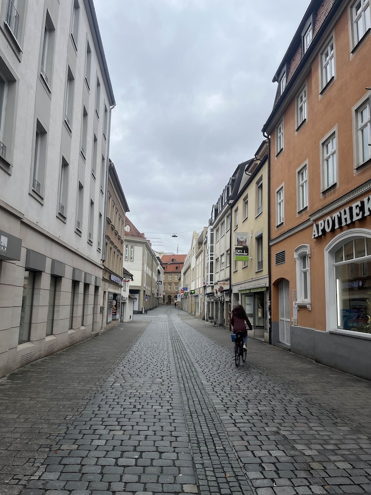 Moderne Stadt Zimmer mit eigenem Bad in Bamberg, Germany