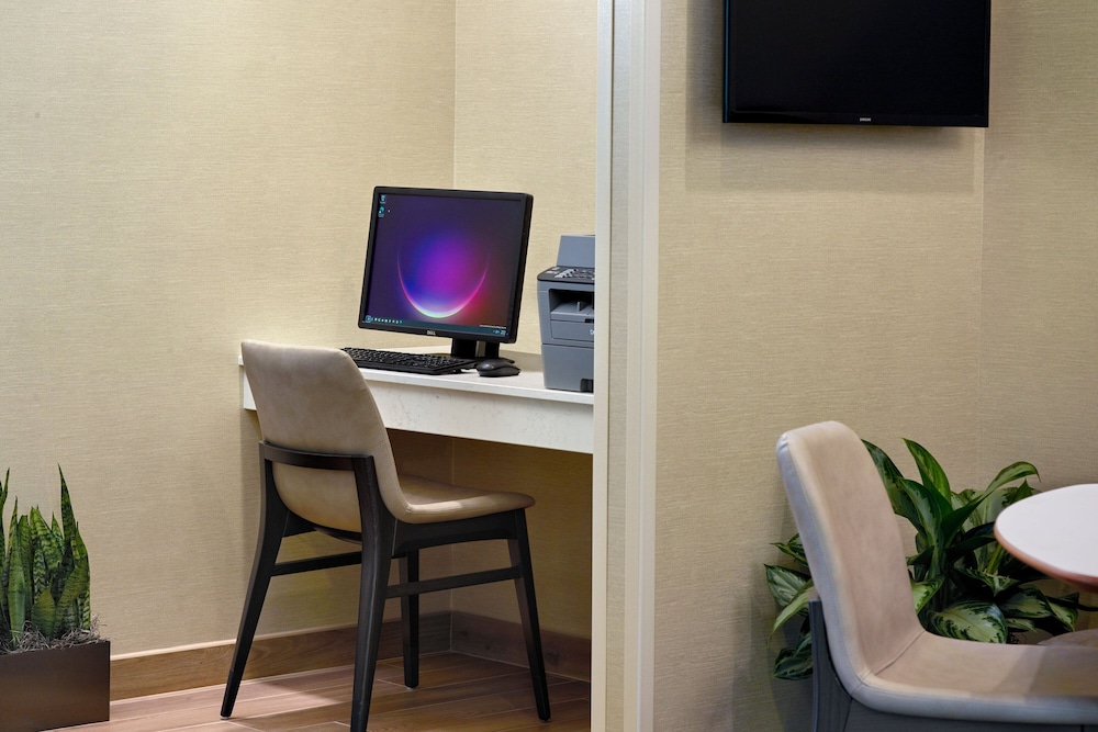 Residence Inn by Marriott Asheville Biltmore - photo 18
