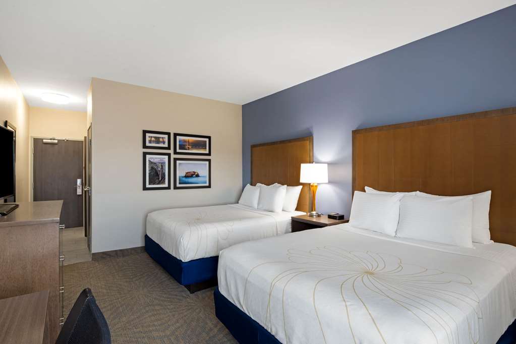 La Quinta Inn & Suites by Wyndham Morgan Hill San Jose South - photo 24