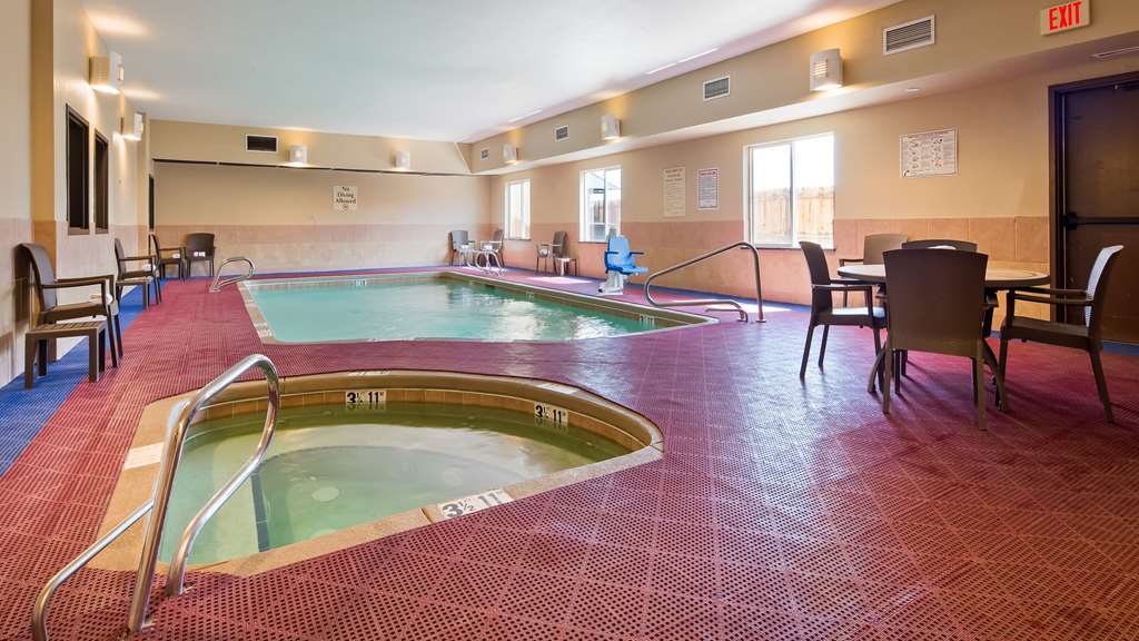 Best Western Plus Montezuma Inn & Suites - photo 10