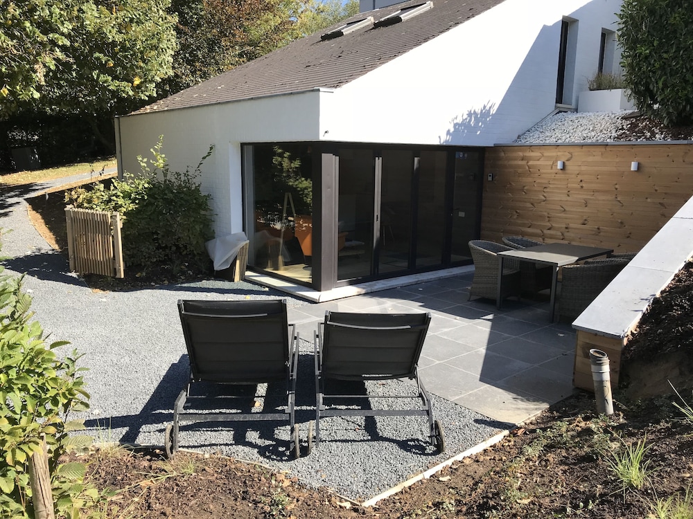 Sakura Lodging — 4-Star Luxury Hotel in Grez-Doiceau, Belgium