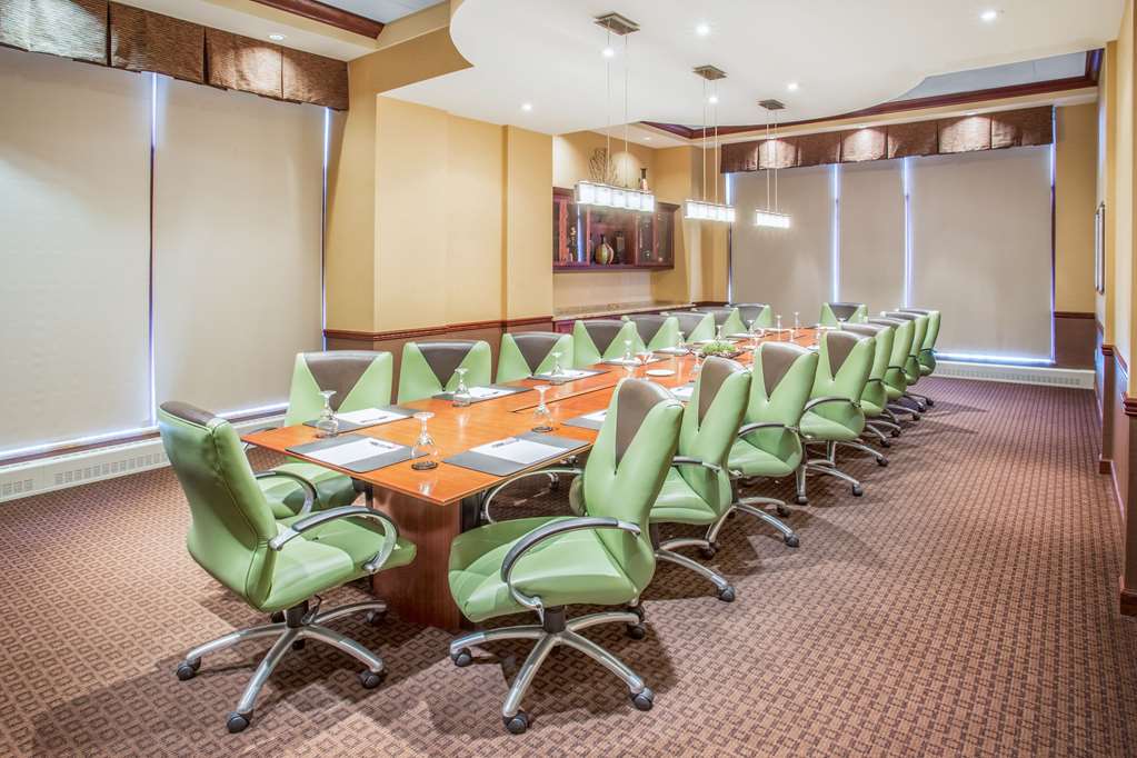 Sonesta Milwaukee West Wauwatosa - photo 32