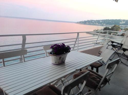 Flat Rossi in Menton, France