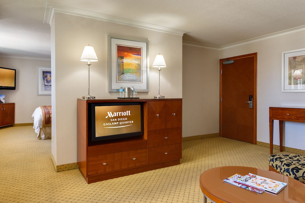San Diego Marriott Gaslamp Quarter - photo 22