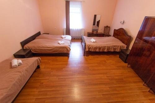 Eka&Nino GuestHouse