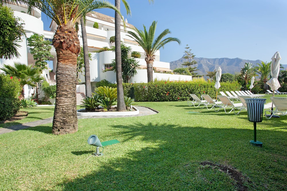 Ancon Siera penthouse — 4-Star Luxury Hotel in Marbella, Spain