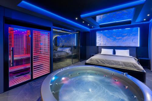 Mask Hotel - last minute hotel in Tel Aviv