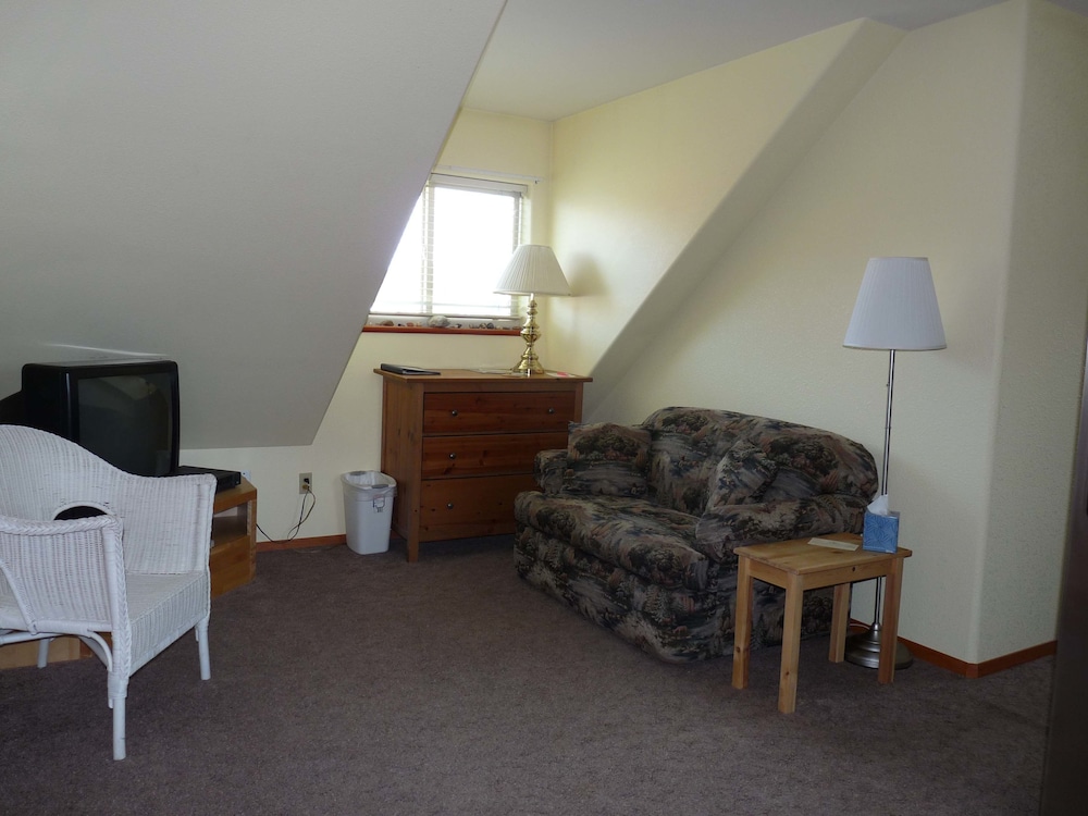 Driftwood Inn and Seaside Lodges - photo 92