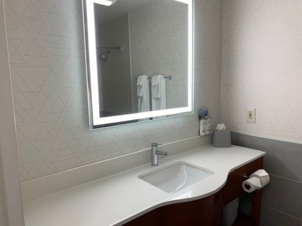 Holiday Inn Express Akron NW Fairlawn - photo 27