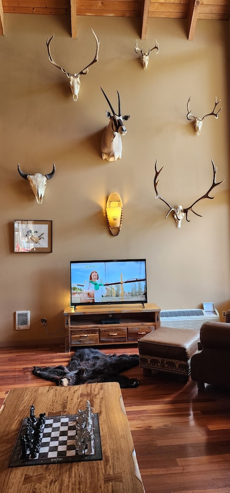 Cowlitz River Lodge - photo 5