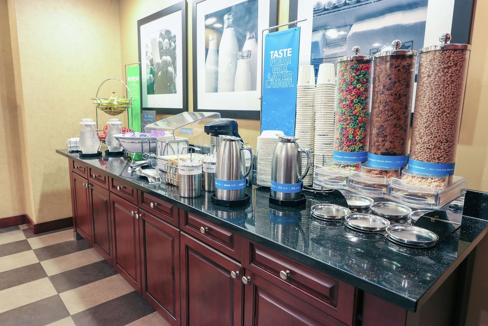 Hampton Inn Lincolnton - photo 19