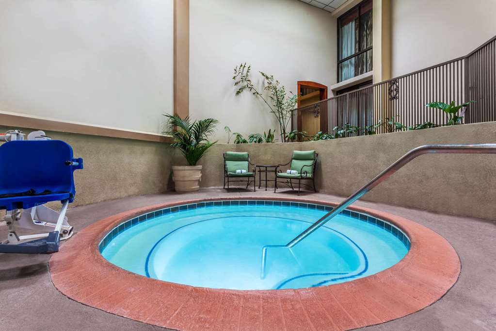 Wyndham Visalia - photo 5