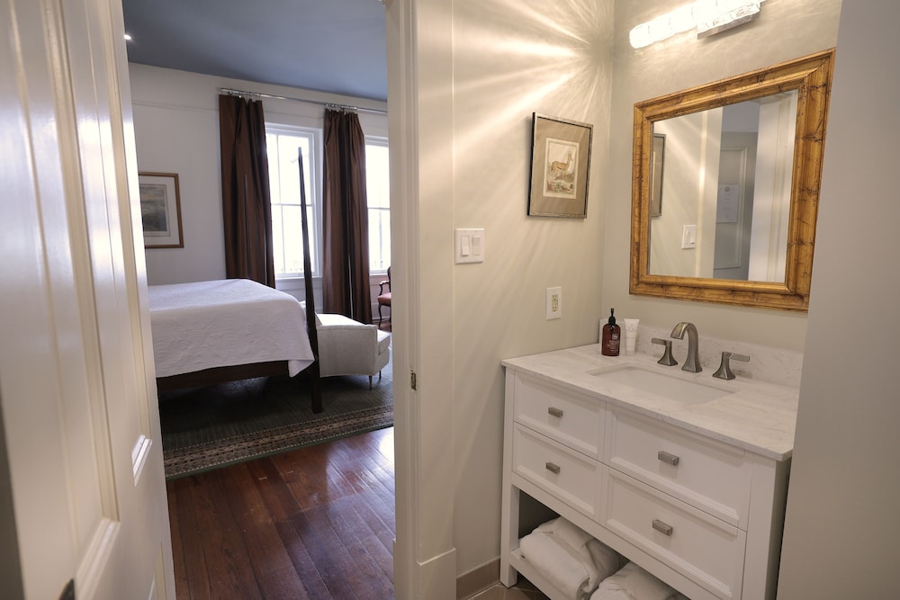 Foley House Inn - photo 120