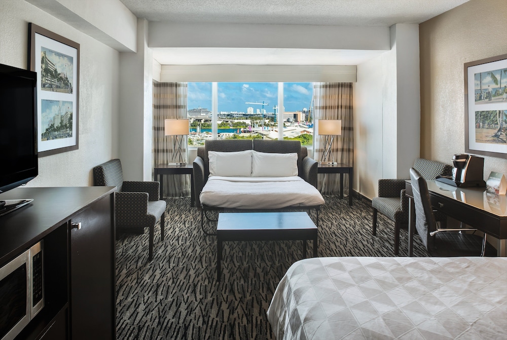 Holiday Inn Port of Miami Downtown Hotel - photo 29