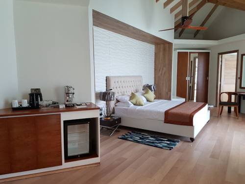 Cinnamon Dhonveli Maldives Water Suites