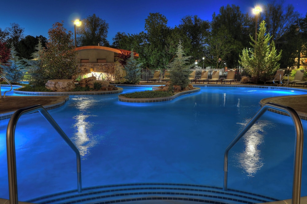 Courtyard by Marriott Pigeon Forge - photo 95