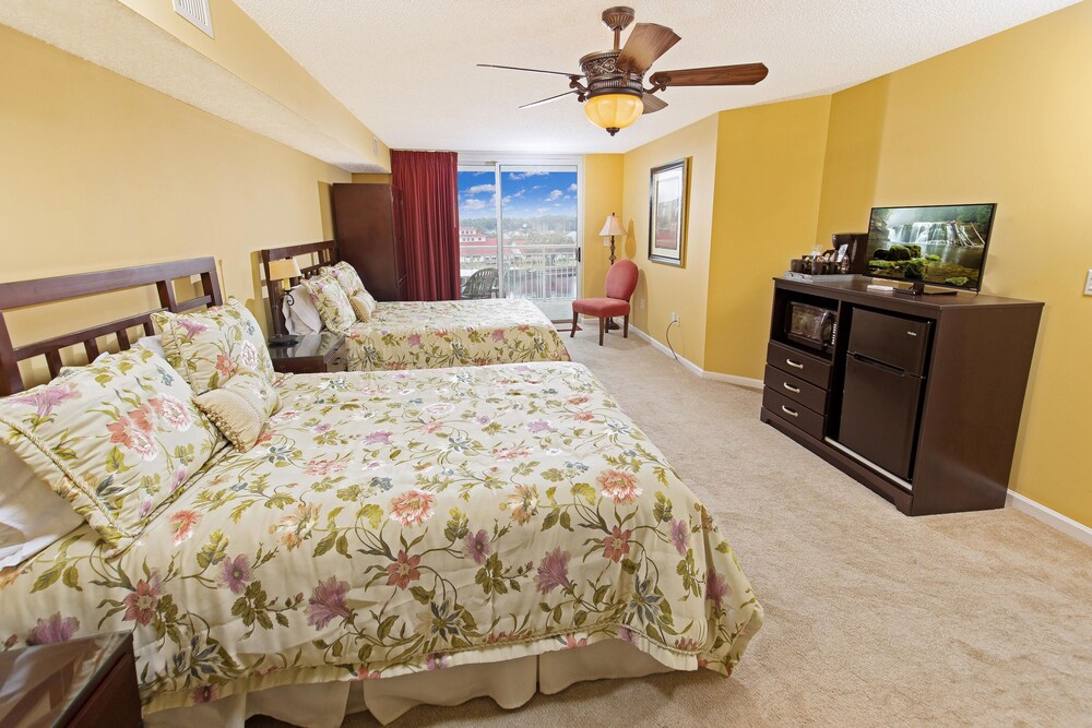 Barefoot Resort & Yacht Club - photo 77