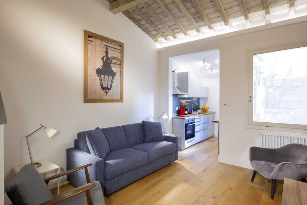 Residenza Il Conte Verde — 4-Star Luxury Hotel in Florence, Italy