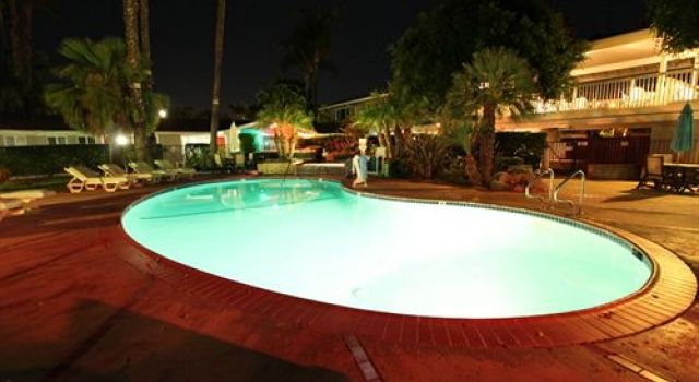 The Sandman Inn - photo 9