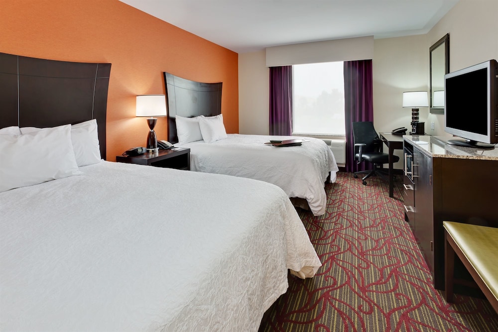 Hampton Inn Seneca Falls - photo 4