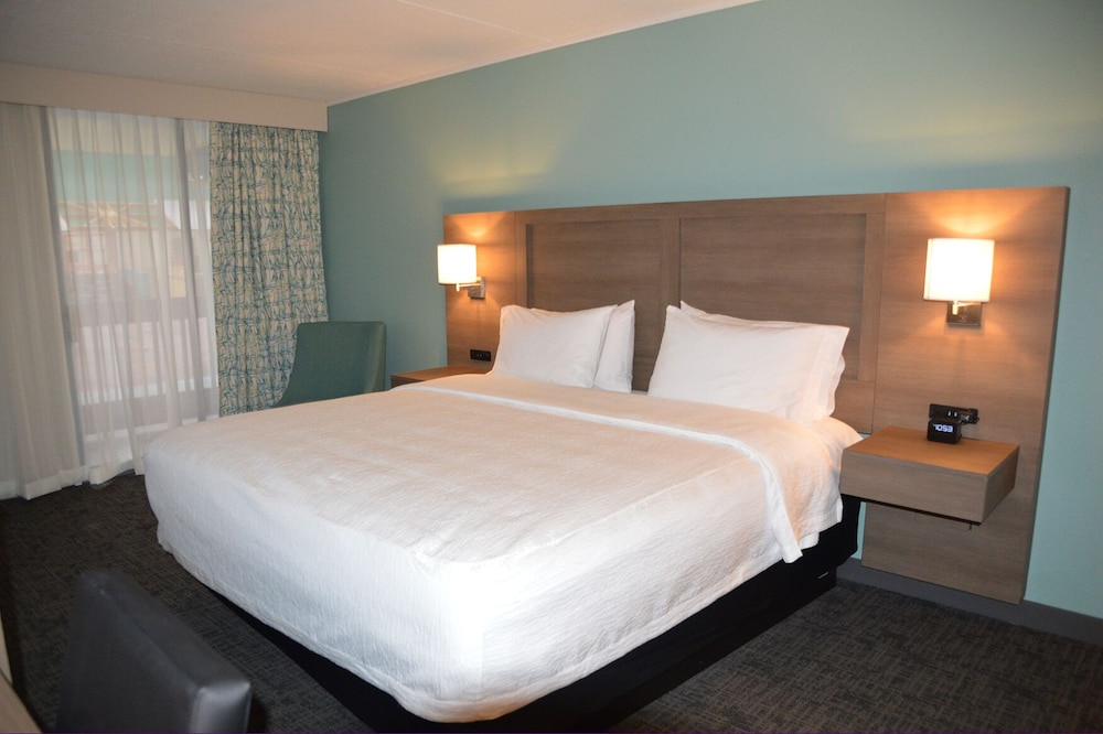 Fun City Resort Hotel - photo 4