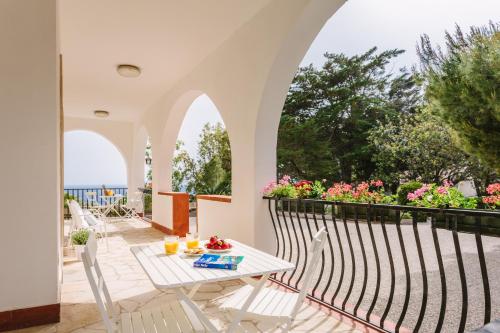 Villa del Quarzo — 4-Star Luxury Hotel in Siracusa, Italy