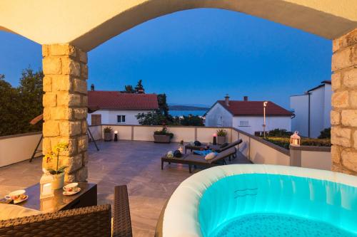 Apartment Tara with seaview — 5-Star Luxury Hotel in Krk, Croatia