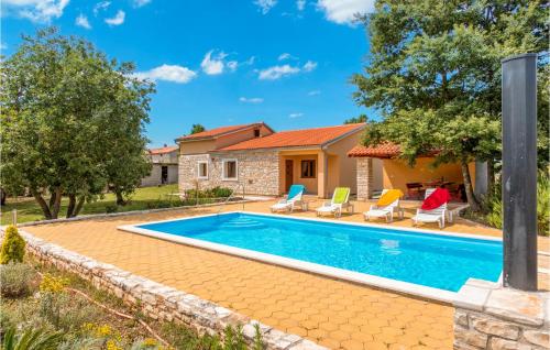 Holiday Home Skicini 03 — 4-Star Luxury Hotel in Kanfanar, Croatia
