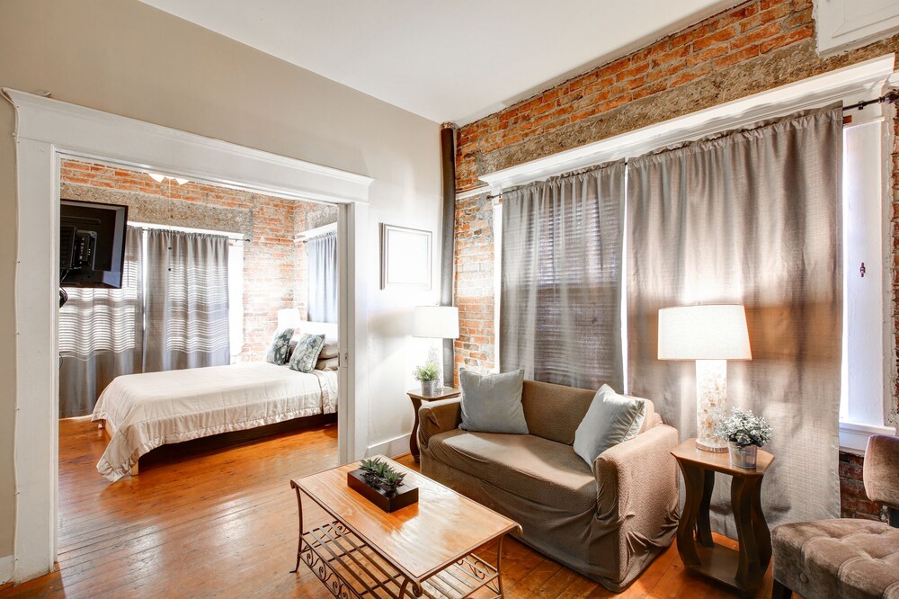 Ellison Suites - photo 55