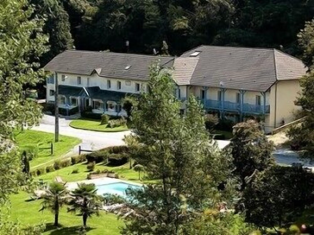 Au Bon Coin - carbon neutral hotel in Pau