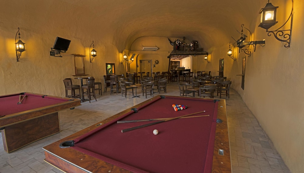 Sports bar