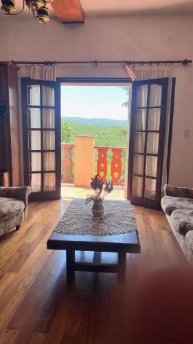 Casona Los Pinos Agua de Oro — hotel in Agua De Oro