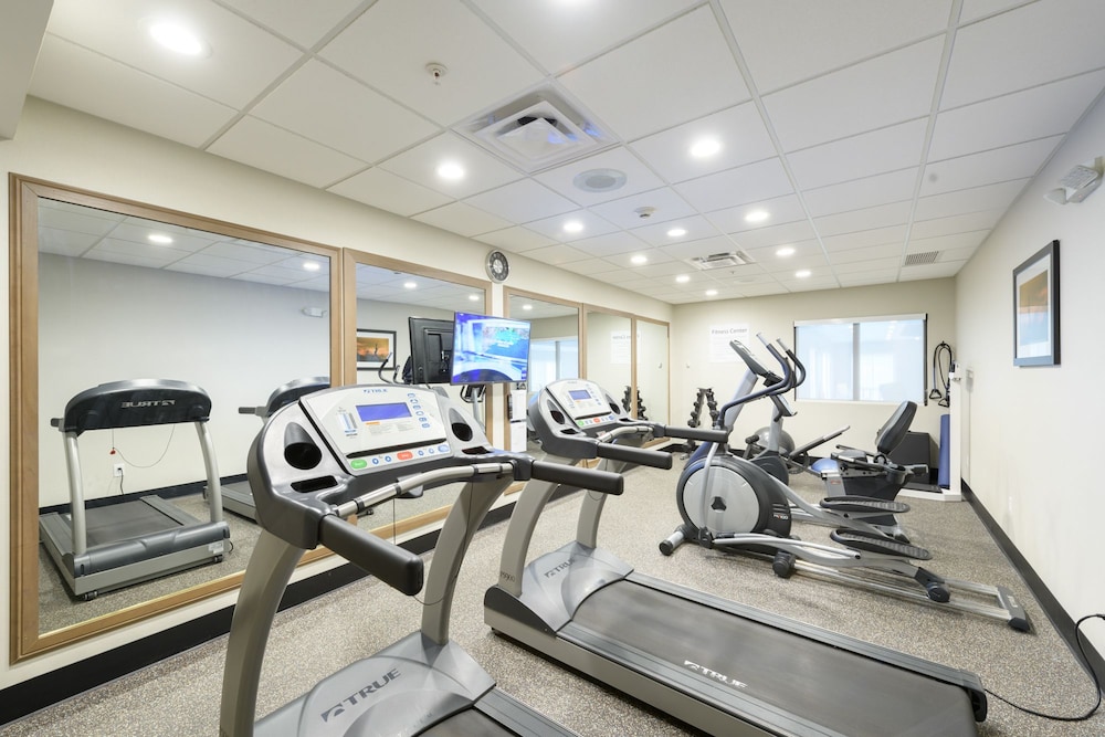 Holiday Inn Express & Suites Jamestown by IHG - photo 24