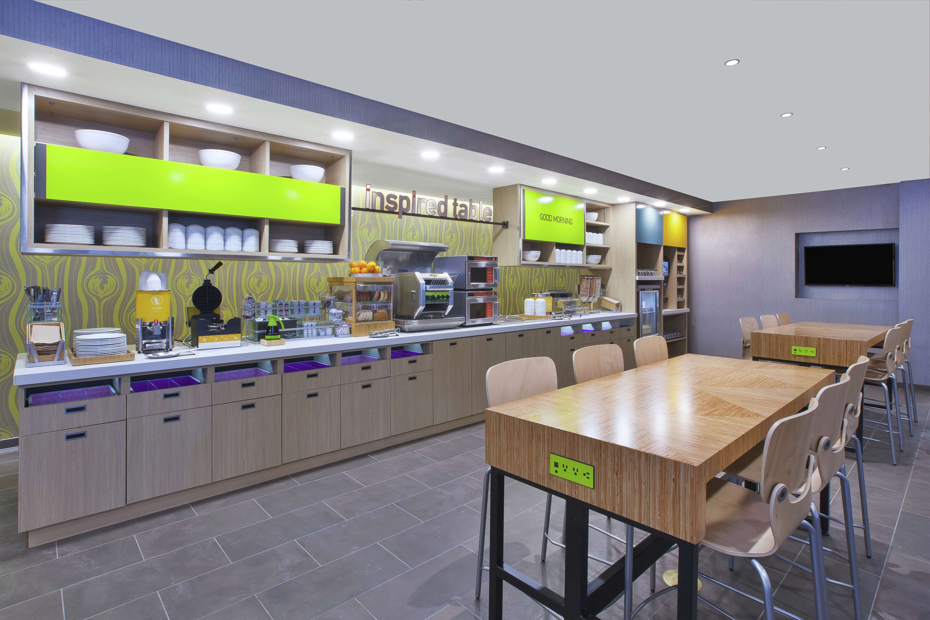 Home2 Suites by Hilton Holland - photo 7