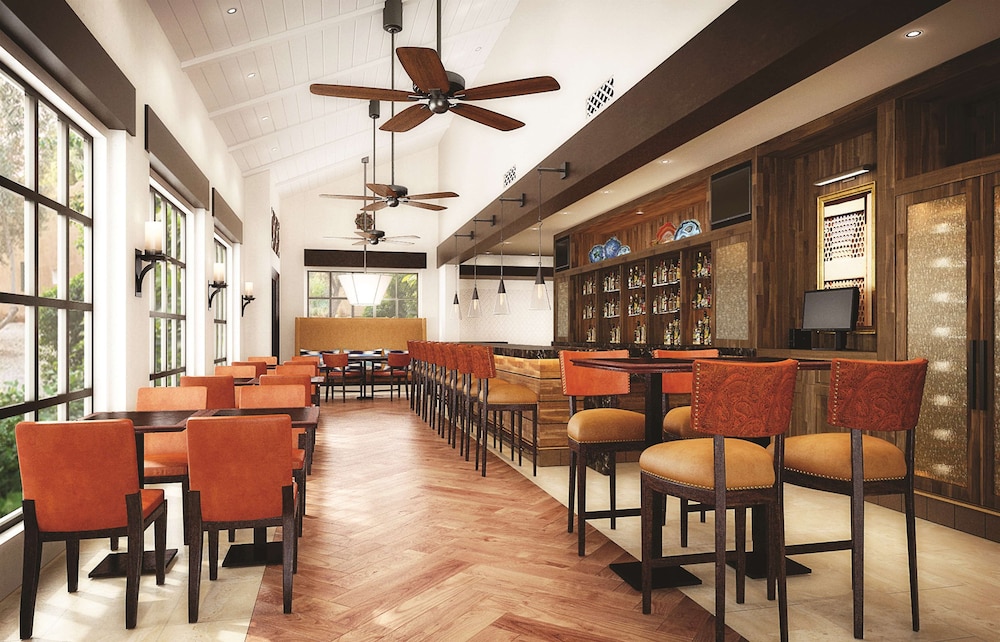 Embassy Suites by Hilton Scottsdale Resort - photo 45