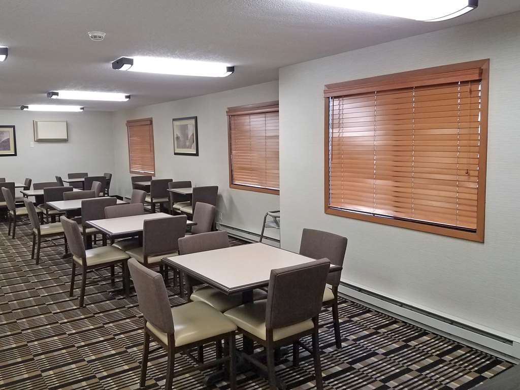 Americas Best Value Inn & Suites Bismarck - photo 21