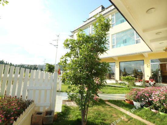 Haiyu Inn - carbon neutral hotel in Dali