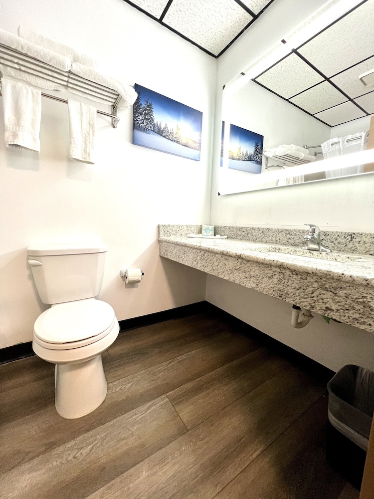 Quality Inn & Suites Caribou - photo 41