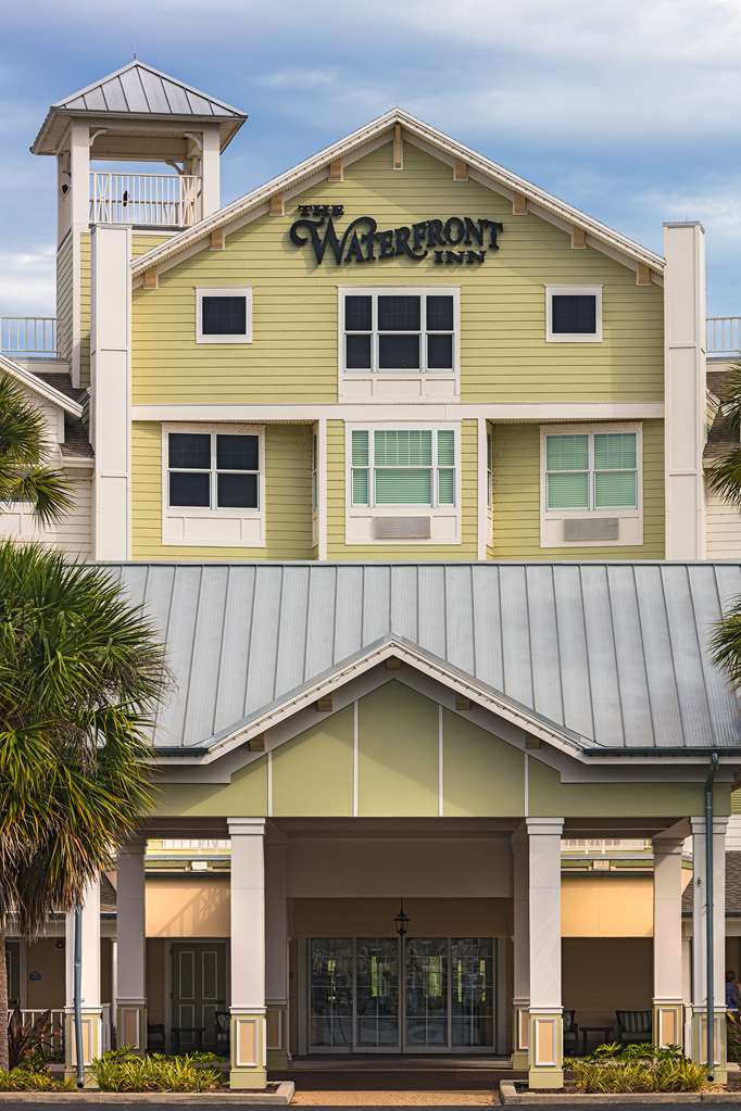 The Waterfront Inn - photo 13