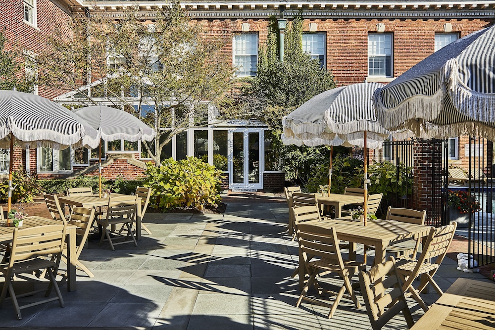 The Vanderbilt Auberge Collection - photo 36