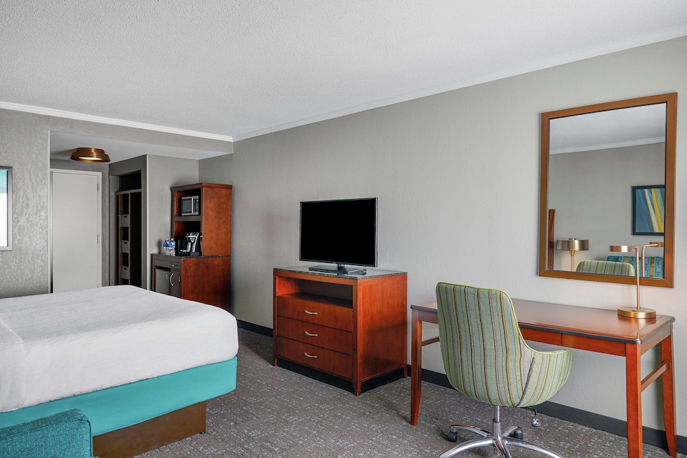 Hilton Garden Inn Allentown West - photo 9
