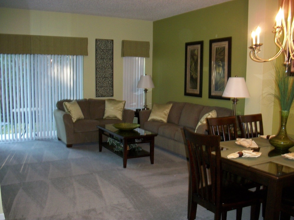 3BR 2.5BA Home in Emerald Island Resort by CV 8479 - photo 16