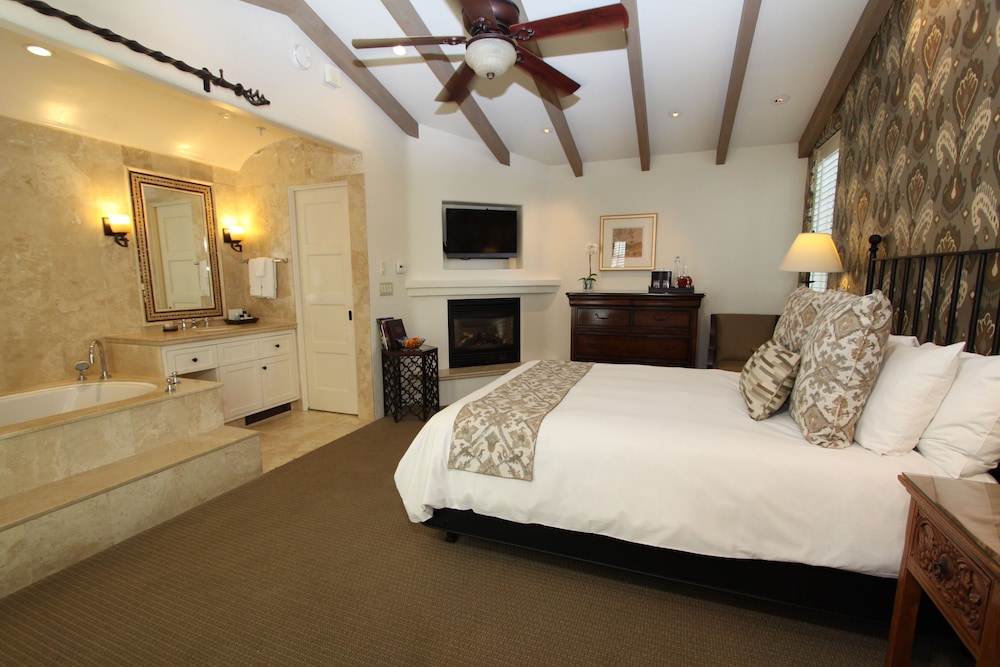 Cypress Inn - photo 31