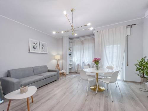 Eurlakesuite — 4-Star Luxury Hotel in Rome, Italy