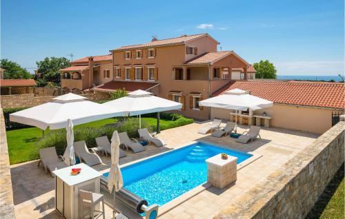 Amazing Home In Hr 52215 Vodnjan — 5-Star Luxury Hotel in Vodnjan, Croatia