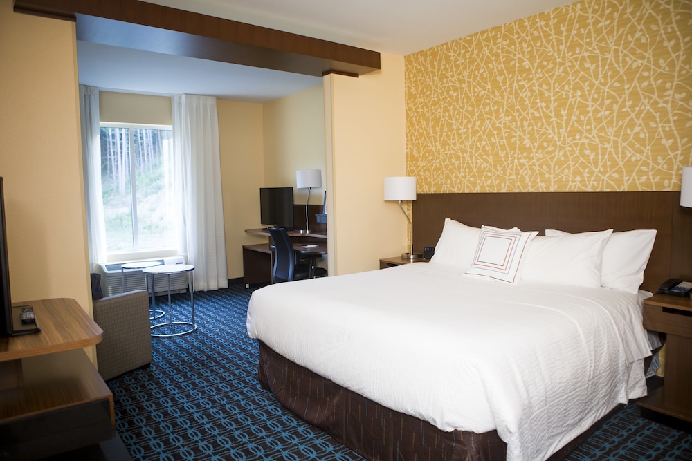 Fairfield Inn & Suites Cambridge - photo 10